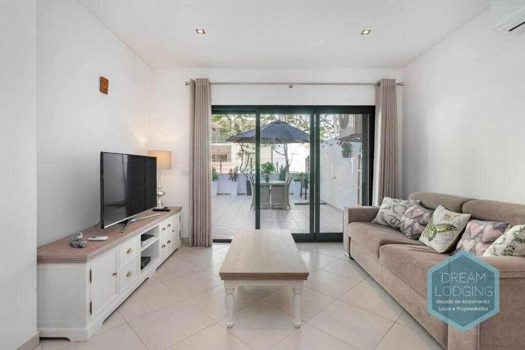 Terrace Miguel Torga Dream Lodging Albufeira Luaran gambar