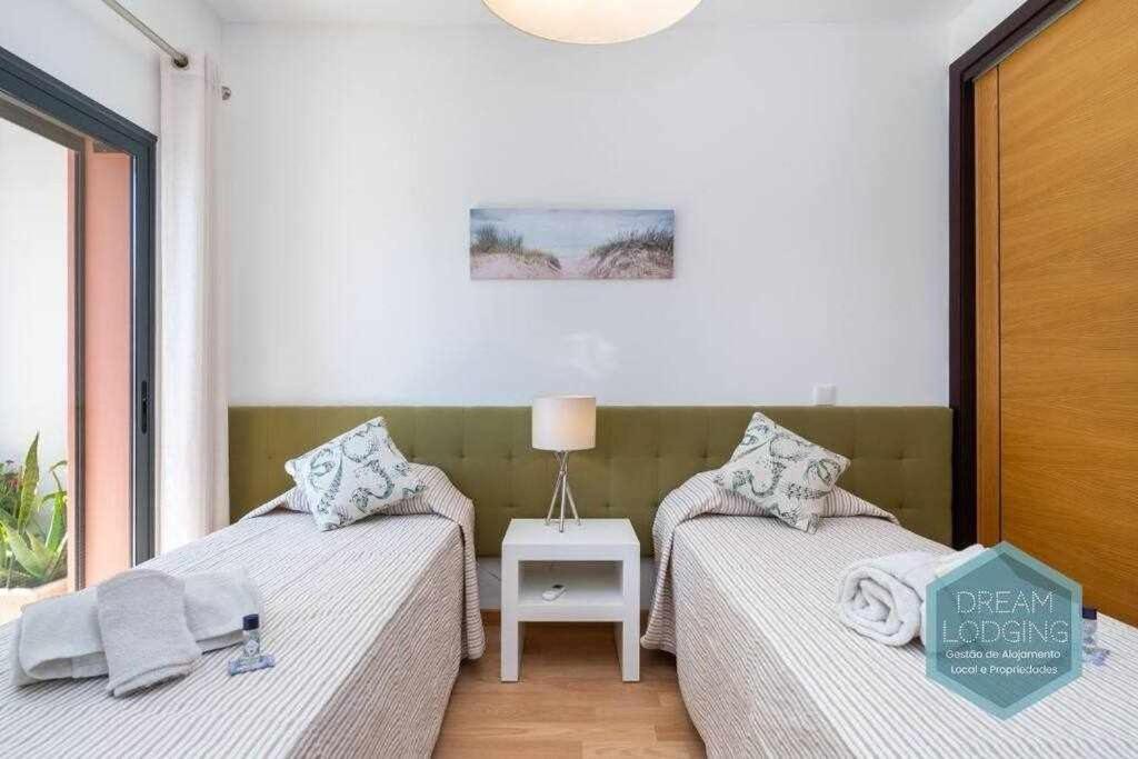 Terrace Miguel Torga Dream Lodging Albufeira Luaran gambar